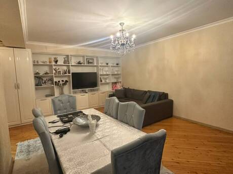 Объявление №6284832 - Баку, пос. Ени Ясамал, 2-комн., 93 м², 8/12 этаж