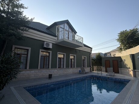 6 otaqlı həyət evi/bağ evi - Bakıxanov q. - 450 m²
