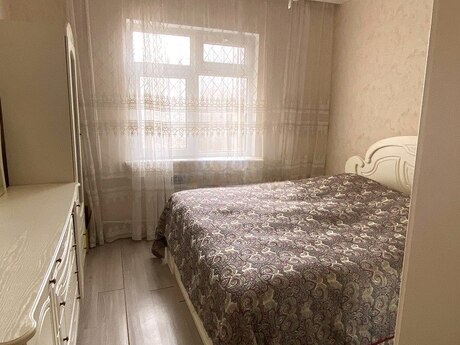 3 otaqlı köhnə tikili - Suraxanı r. - 82 m²
