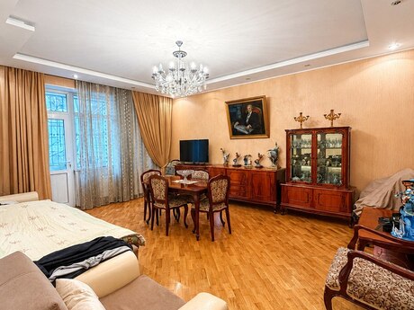 Elan №6285163 - Bakı, 28 May m., 2 otaqlı, 91 m², 3/16 mərtəbə