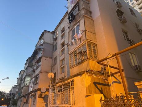 Elan №6285176 - Bakı, Elmlər Akademiyası m., 2 otaqlı, 42 m², 4/5 mərtəbə