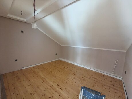 4 otaqlı həyət evi/bağ evi - Biləcəri q. - 170 m²