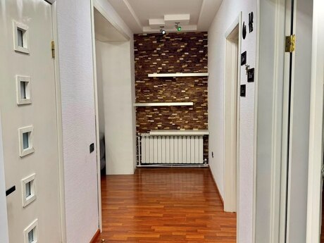 4 otaqlı köhnə tikili - Bayıl q. - 100 m²