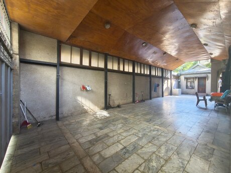 5 otaqlı həyət evi/bağ evi - Bakıxanov q. - 200 m²