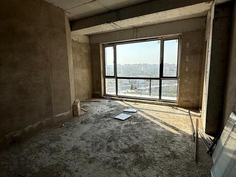 3 otaqlı yeni tikili - Elmlər Akademiyası m. - 147 m²