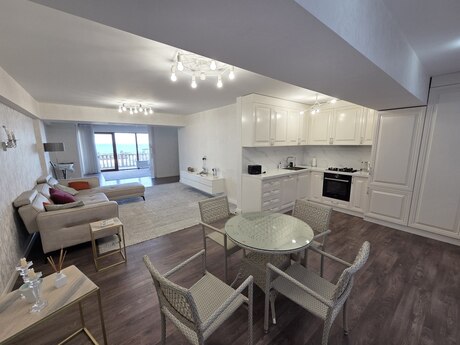 2-room apartment for rent, 90 m², Sahil: 1 500 ₼/mo 4