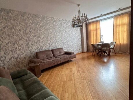 Объявление №6285472 - Баку, м. Элмляр Академиясы, 2-комн., 75 м², 5/9 этаж
