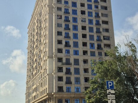 3 rooms · 94,5 m² · floor 12/14, Bakmil