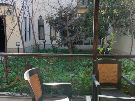 Şah İsmayıl Xətaidə 7 otaqlı həyət evi kirayə verilir, 450 m², 3 500 AZN/ay, şəkil 3 / 12