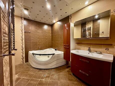 3 otaqlı mənzil, 145 m², İnşaatçılar: 370 000 ₼ 4