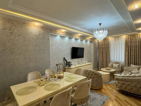 3 otaqlı mənzil, 106 m², Əhmədli: 305 000 ₼ 3