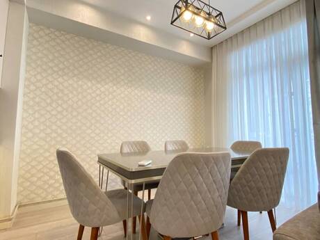Elan №6285933 - Bakı, 28 May m., 2 otaqlı, 90 m², 10/16 mərtəbə