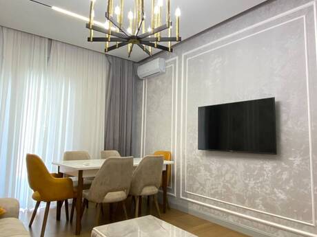 3-комн. новостройка - м. 28 мая - 120 м²