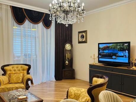 2-room apartment, 72,1 m², 28 May: 300 000 ₼ 4