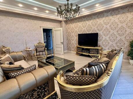 Объявление №6286022 - Баку, пос. Аг шехер, 4-комн., 160 м², 5/7 этаж