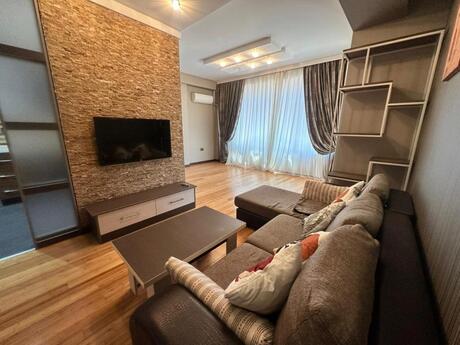 Объявление №6285996 - Баку, Низаминский  р., 3-комн., 90.5 м², 15/18 этаж