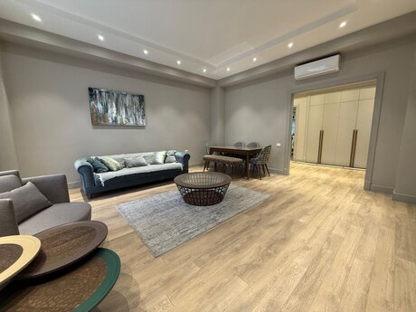 Kirayə 4 otaqlı mənzil, 160 m², Ağ şəhər: 3 000 ₼/ay 2