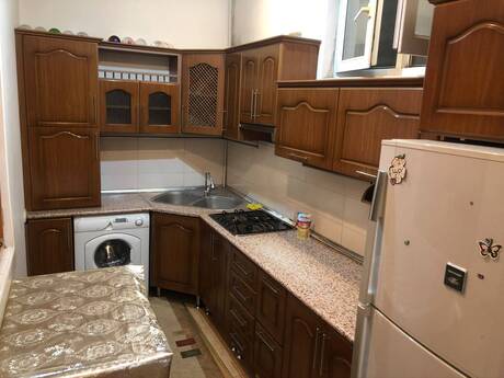 Elan №6286111 - Bakı, Bakmil m., 3 otaqlı, 100 m²