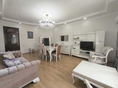 4 otaqlı həyət evi, 322 m², Binə: 275 000 ₼ 4