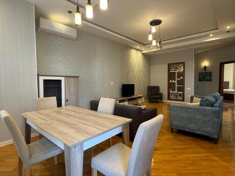 Kirayə 3 otaqlı mənzil, 140 m², Nizami: 1 500 ₼/ay 2