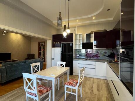 Kirayə 3 otaqlı mənzil, 140 m², Nizami: 1 500 ₼/ay 5