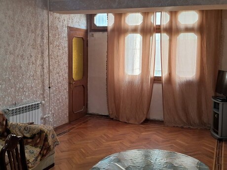 3 otaqlı köhnə tikili - Nəriman Nərimanov m. - 100 m²