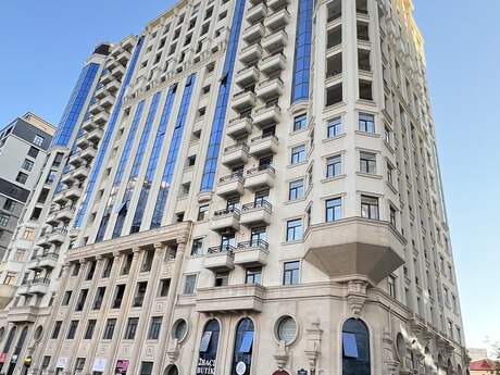 4 otaqlı mənzil, 206 m², 28 May: 572 000 ₼ 2