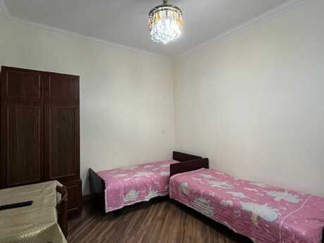 1 otaqlı həyət evi/bağ evi - Azadlıq Prospekti m. - 30 m²
