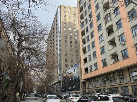 Объявление №6286390 - Баку, Насиминский  р., 2-комн., 74 м², 3/18 этаж