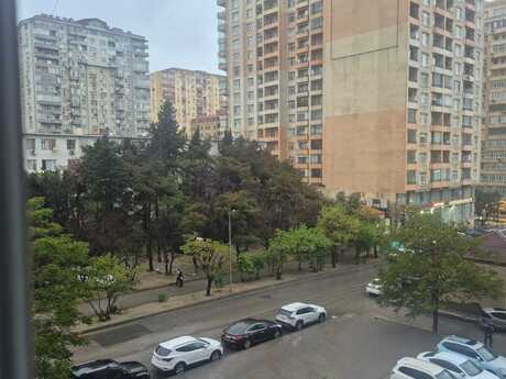 Объявление №6286469 - Баку, м. 20 января, 3-комн., 135 м², 4/17 этаж
