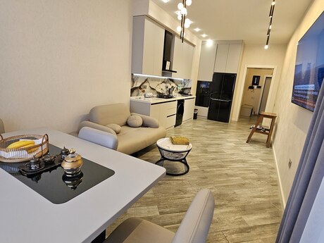 2 otaqlı mənzil, 82 m², 28 May: 295 000 ₼ 4