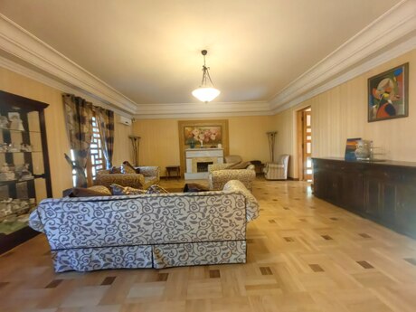 5-комнатная квартира, 197 м², Nizami: 385 000 ₼ 4