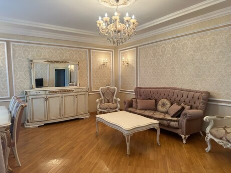 Kirayə 3 otaqlı mənzil, 120 m², 8 Noyabr: 1 300 ₼/ay 3
