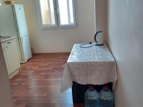 Kirayə 2 otaqlı mənzil, 64 m², 28 May: 800 ₼/ay 2