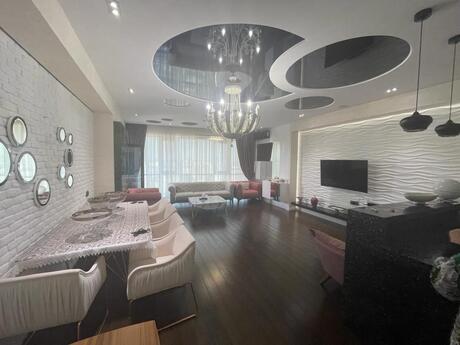 Elan №6286786 - Bakı, Şah İsmayıl Xətai m., 3 otaqlı, 137 m², 24/27 mərtəbə