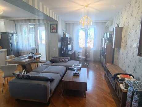 Elan №6286832 - Bakı, Yeni Yasamal q., 2 otaqlı, 67 m², 12/14 mərtəbə