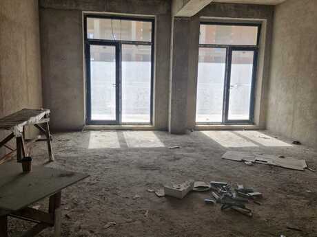 3 otaqlı mənzil, 135 m², Ağ şəhər: 598 000 ₼ 2