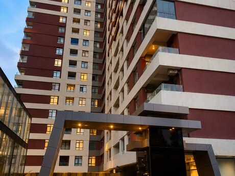 Elan №6286889 - Bakı, Memar Əcəmi m., 2 otaqlı, 70 m², 2/18 mərtəbə
