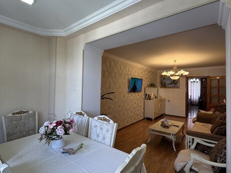 3 otaqlı mənzil, 80 m², İnşaatçılar: 215 000 ₼ 3