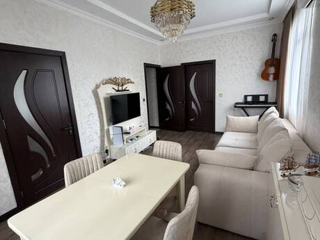 2 otaqlı köhnə tikili - Memar Əcəmi m. - 55 m²