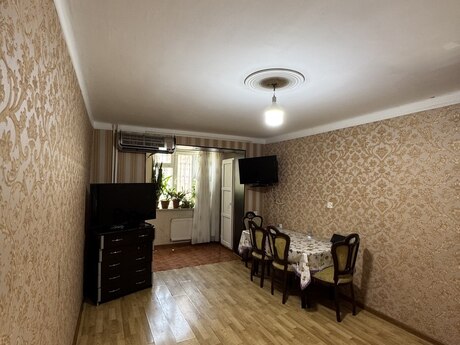 Elan №6286958 - Bakı, İnşaatçılar m., 2 otaqlı, 55 m², 3/5 mərtəbə