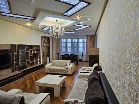 4 otaqlı mənzil, 200 m², Elmlər Akademiyası: 595 000 ₼ 2