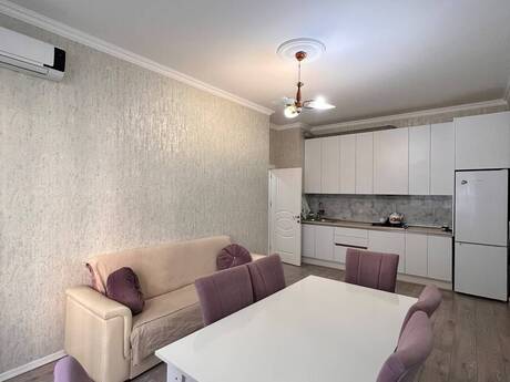 Elan №6287138 - Bakı, Yeni Günəşli q., 3 otaqlı, 70 m², 2/15 mərtəbə