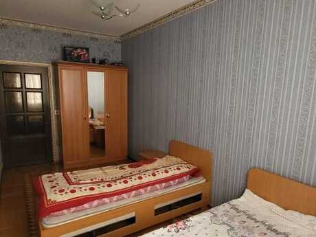 3 otaqlı köhnə tikili - Gənclik m. - 80 m²