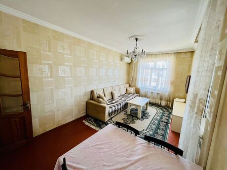 2-комн. вторичка - м. Азадлыг проспекти - 60 м²