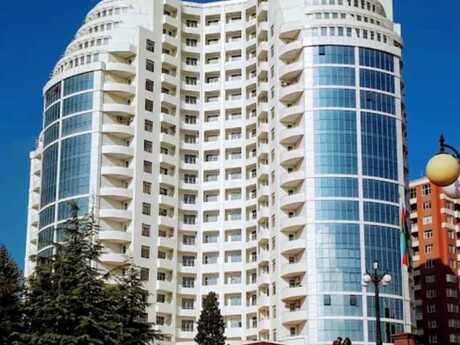 Объявление №6287219 - Баку, м. Элмляр Академиясы, 4-комн., 170 м², 10/20 этаж