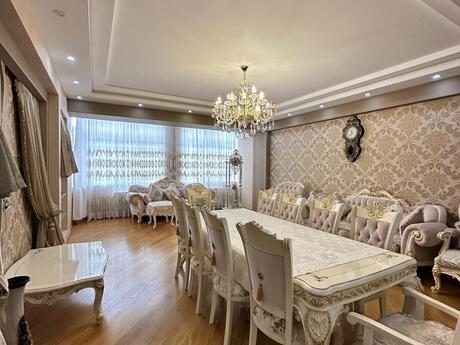 3 otaqlı mənzil, 155 m², 20 Yanvar: 370 000 ₼ 5