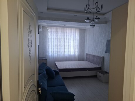 1 otaqlı yeni tikili - Neftçilər m. - 50 m²