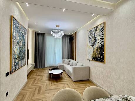 2 otaqlı yeni tikili - 28 May m. - 92 m²