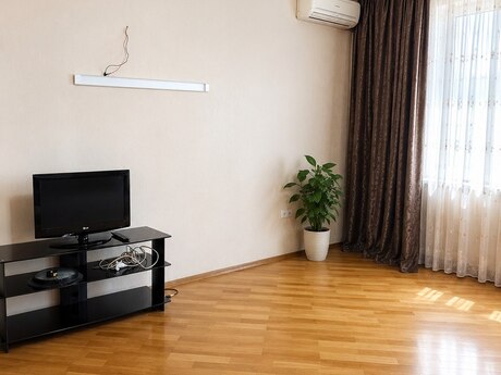 Elan №6287572 - Bakı, 8 Noyabr m., 3 otaqlı, 140 m², 5/17 mərtəbə